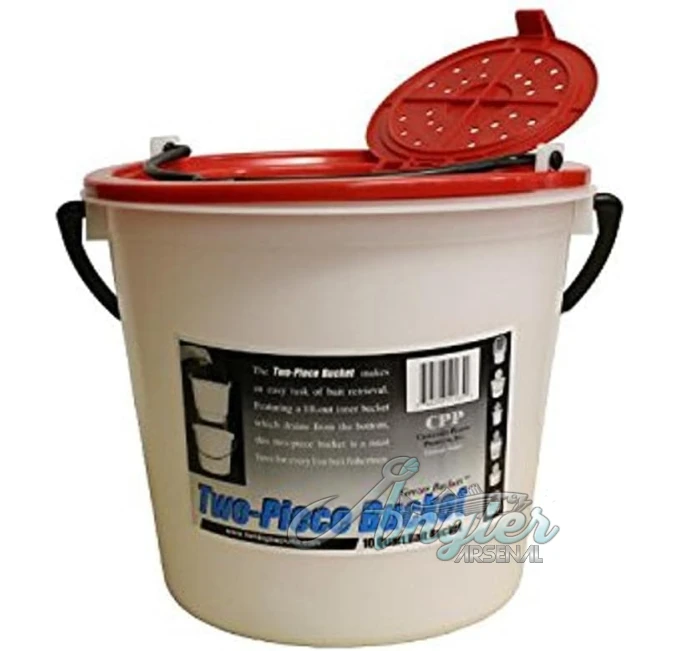 Fishing Bait Bucket 10 Quart with Aerator for Anglers Arsenal